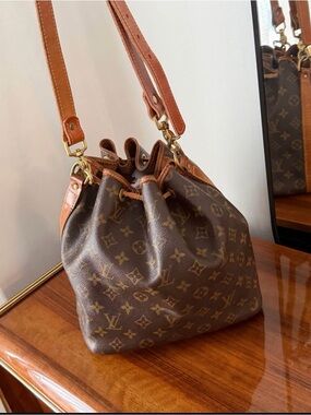 Louis Vuitton Monogram Drawstring Bucket Shoulder Bag in Brown and Tan
